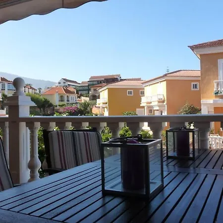 Appartamento Quiet Apartament With Terrace And Pool
