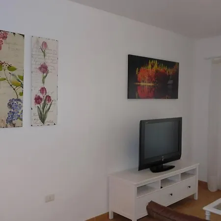 Quiet Apartament With Terrace And Pool Apartment